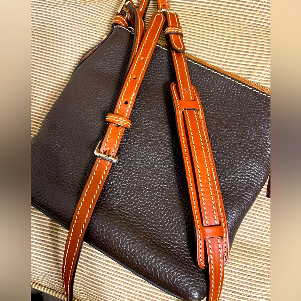 🔥Dooney & Bourke Pebble Grain Leather Ginger Crossbody with COA!🔥 - Picture 15 of 16